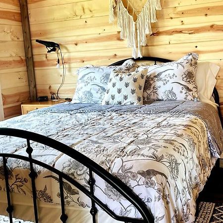 #4 Kentucky Bourbon Trail Bourbon Barrel Cottages Lawrenceburg Экстерьер фото