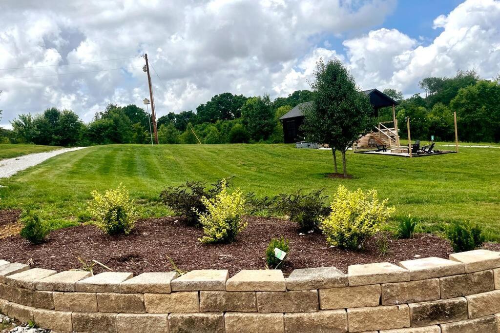 #4 Kentucky Bourbon Trail Bourbon Barrel Cottages Lawrenceburg Экстерьер фото