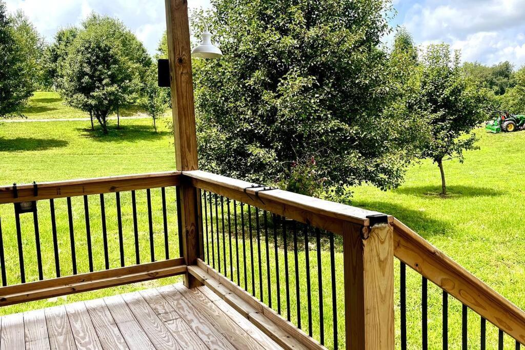 #4 Kentucky Bourbon Trail Bourbon Barrel Cottages Lawrenceburg Экстерьер фото